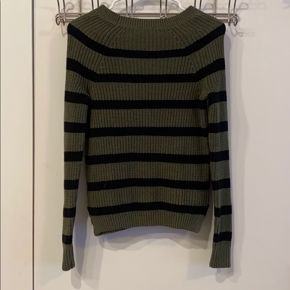 Express Sweater - Picture 2 of 2